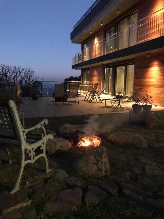 Suites Refugio Do Vale กรามาโด ภายนอก รูปภาพ
