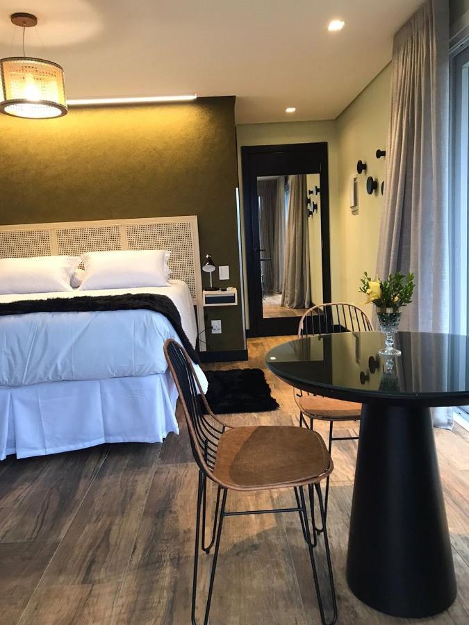 Suites Refugio Do Vale กรามาโด ภายนอก รูปภาพ