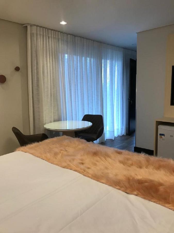 Suites Refugio Do Vale กรามาโด ภายนอก รูปภาพ