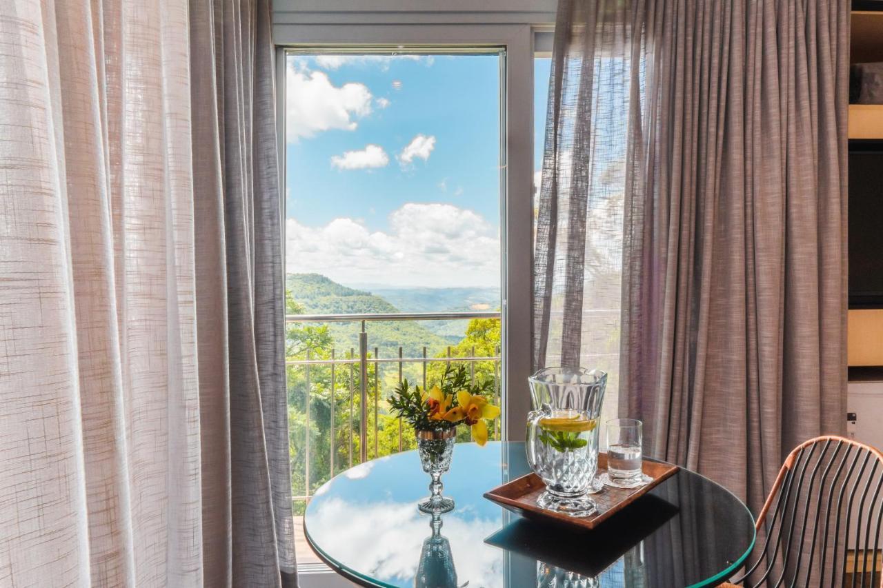 Suites Refugio Do Vale กรามาโด ภายนอก รูปภาพ