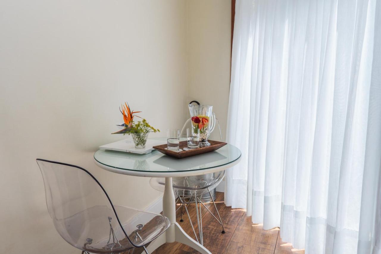 Suites Refugio Do Vale กรามาโด ภายนอก รูปภาพ