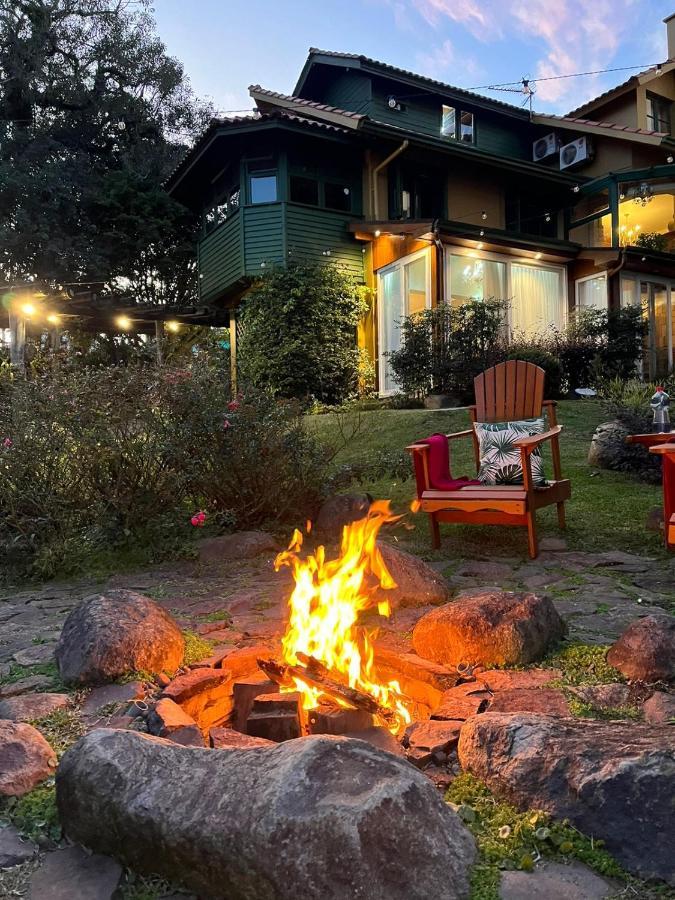 Suites Refugio Do Vale กรามาโด ภายนอก รูปภาพ